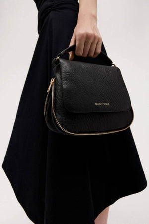 MR CAIMAN MINI BLACK NEW