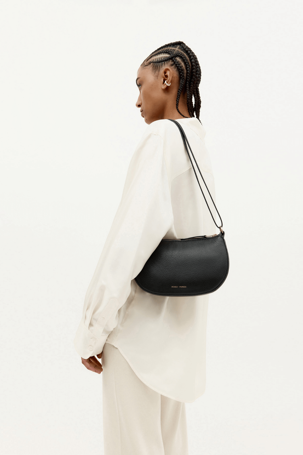 MINI SLING BAG BLACK/BRASS