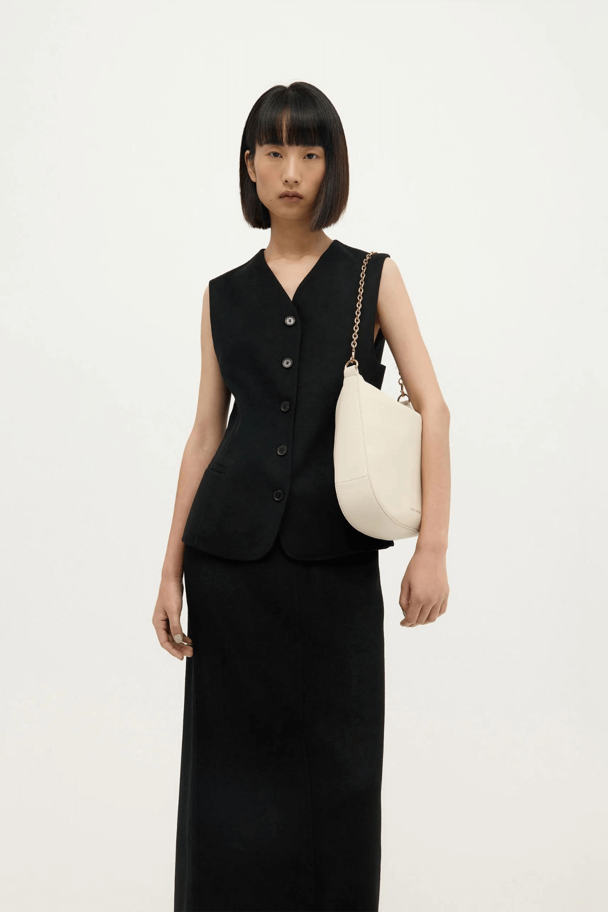 MEDIUM SLING BAG MILK