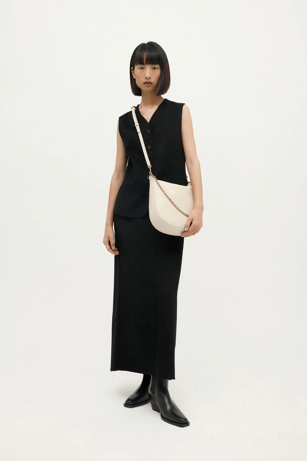 MEDIUM SLING BAG MILK