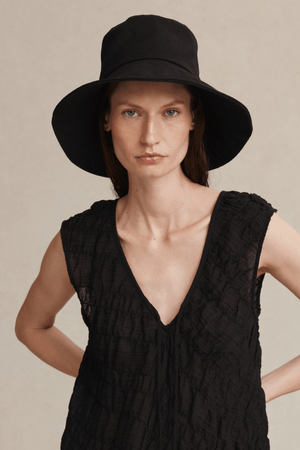 NONNA HAT BLACK
