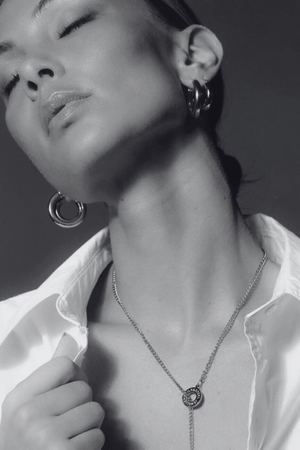 ORBIT LARIAT SILVER