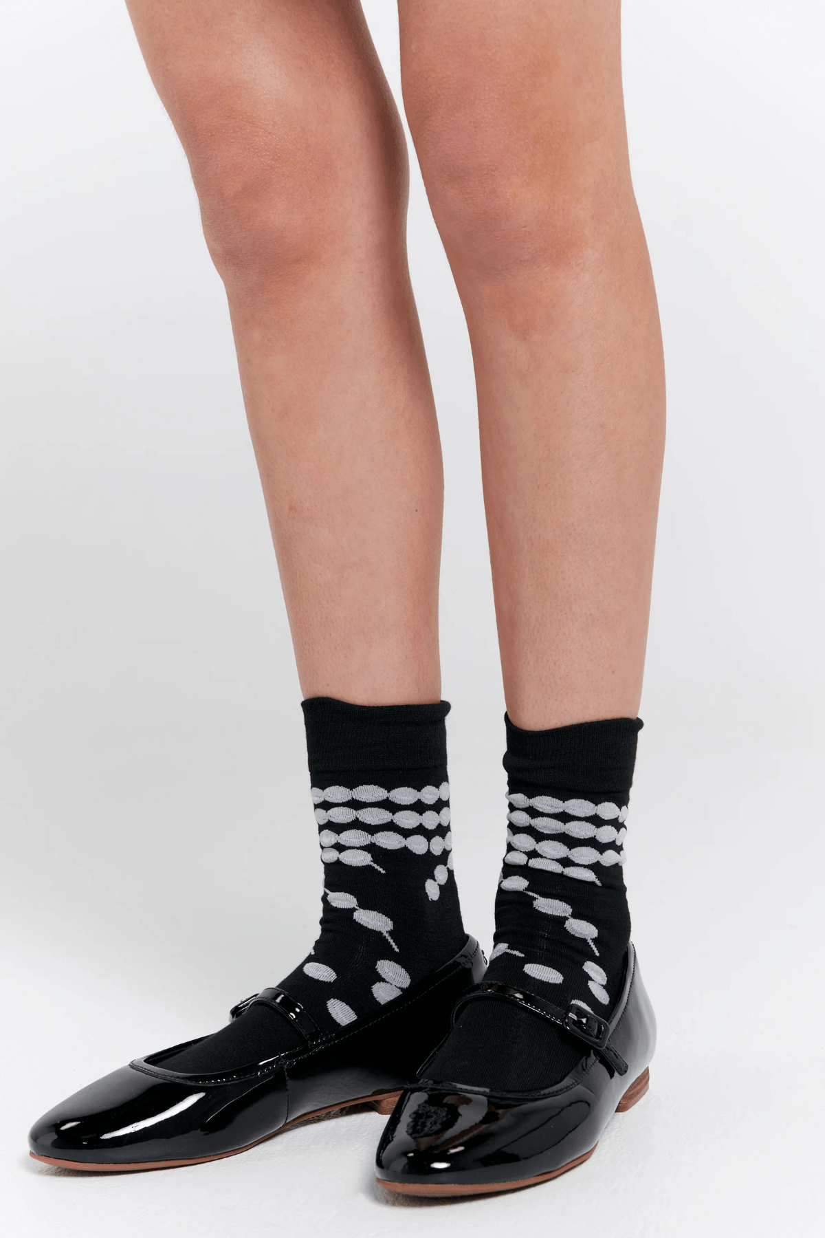 RUNAWAY PEARLS SOCKS 2 PACK BLACK