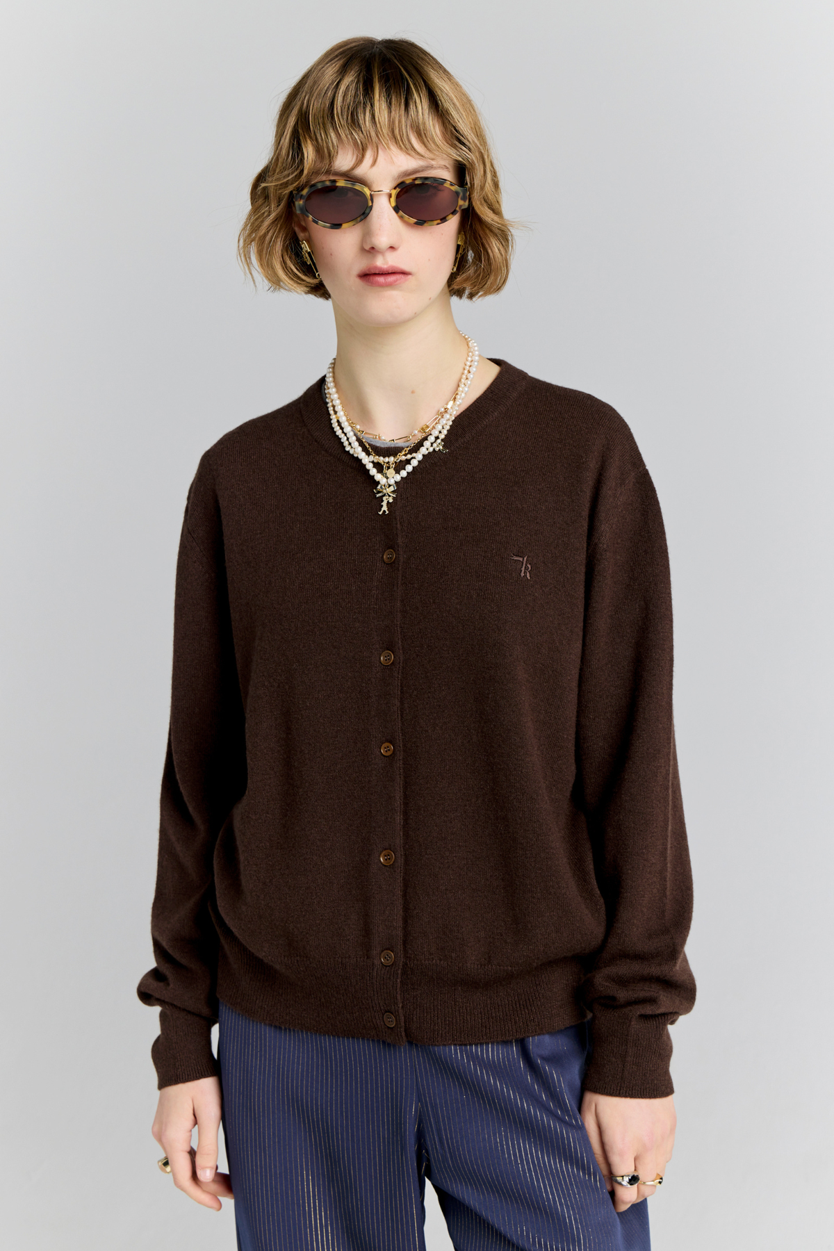 POSY CASHMERE CARDIGAN CHOCOLATE