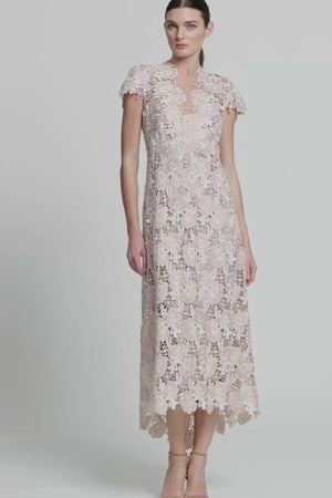 BELINDA DRESS BLUSH CREAM