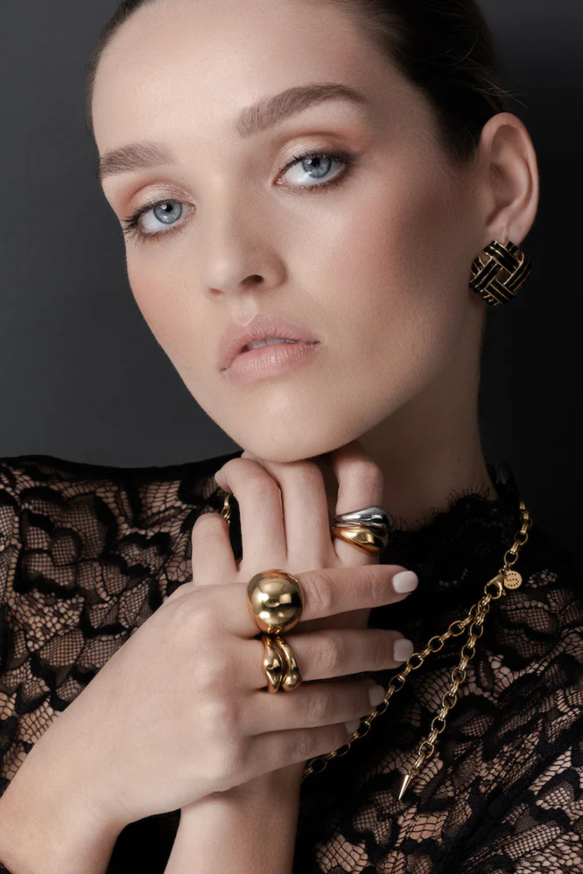 RELIQUE EARRINGS SILVER/BLACK ENAMEL