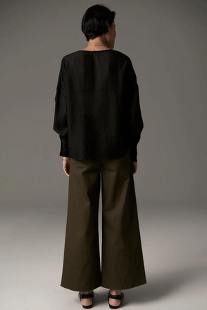 RHEA V SHIRT BLACK