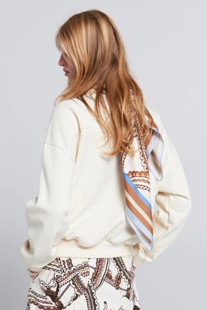 RUNAWAY CAROUSEL SWEATSHIRT ECRU/MOCHA