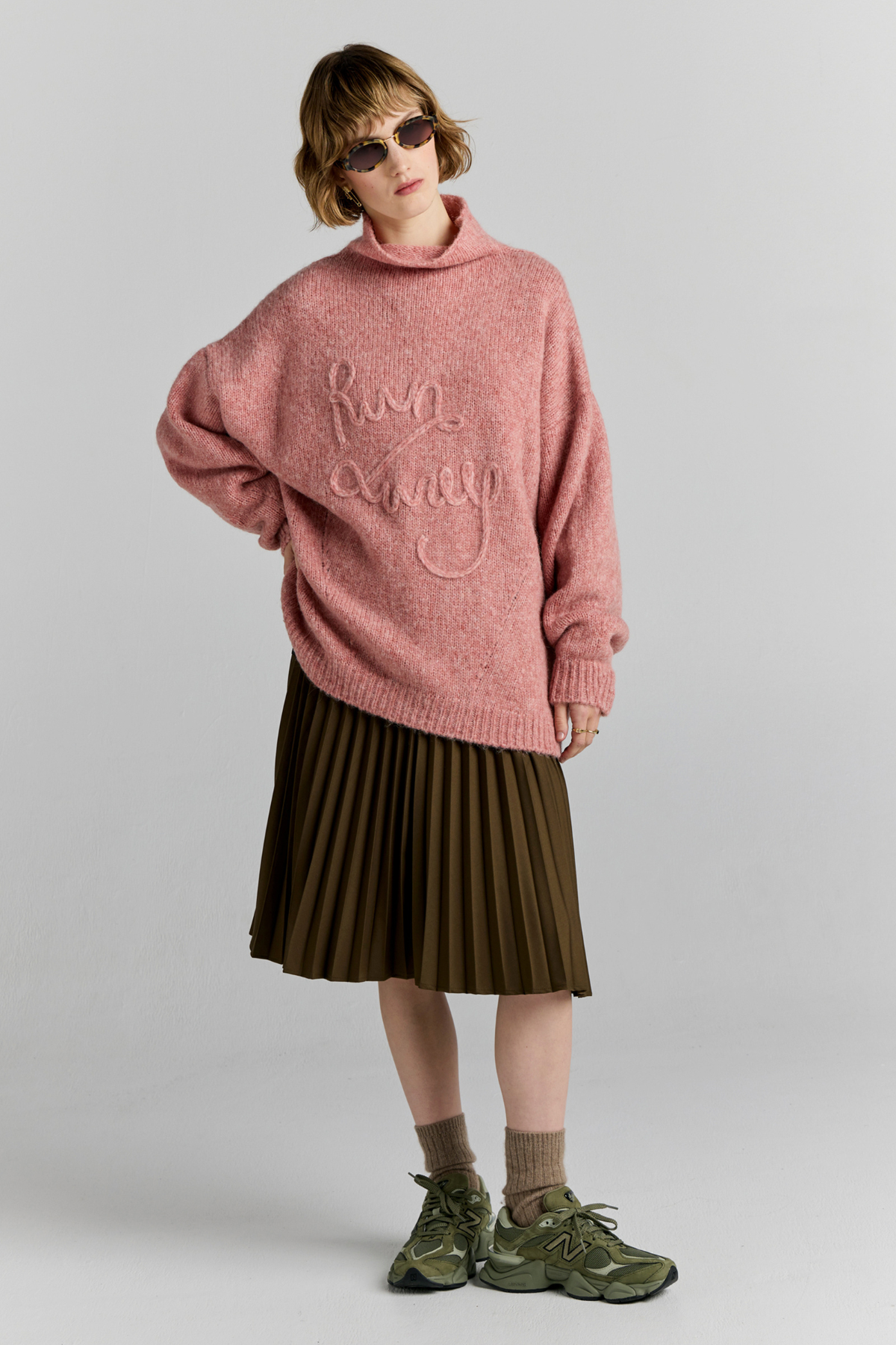 RUNAWAY ROPE SWEATER PINK