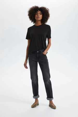 ADELIA REGULAR TSHIRT BLACK
