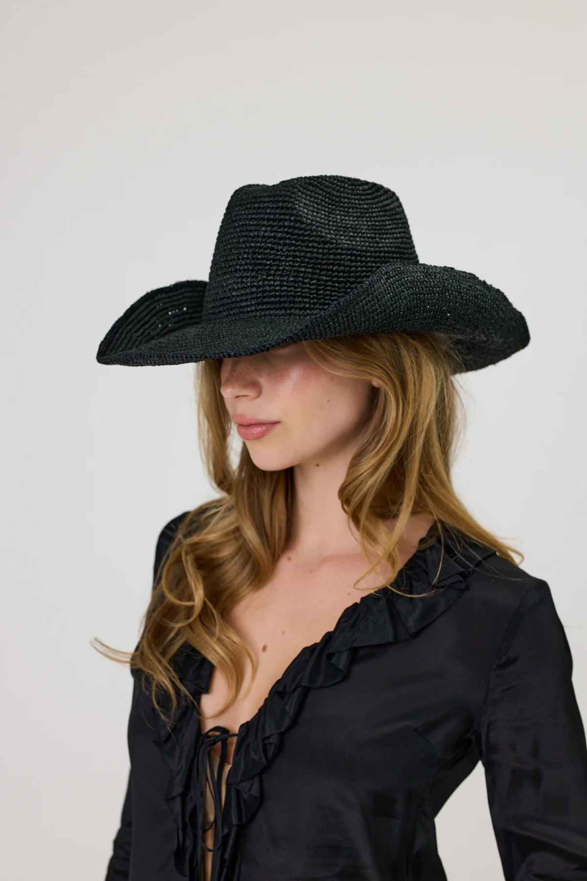 SARA HAT BLACK