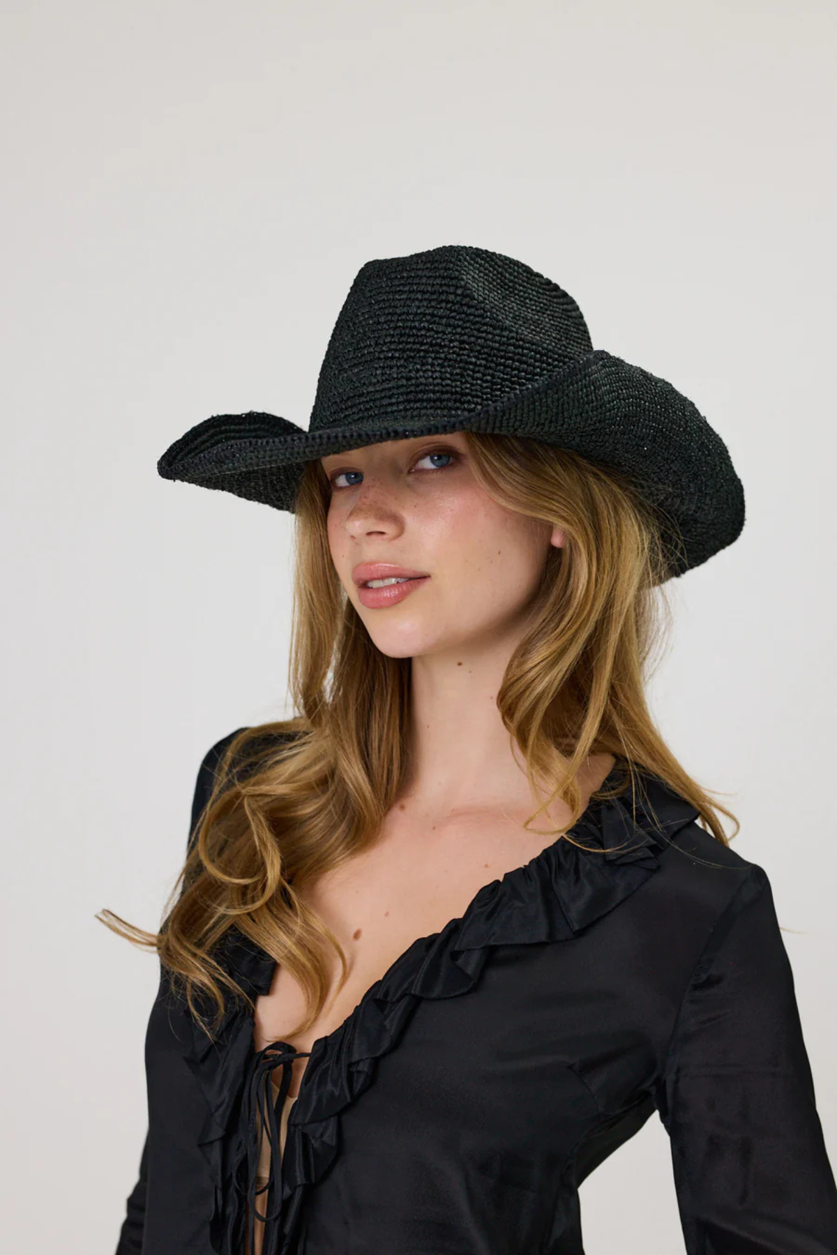 SARA HAT BLACK