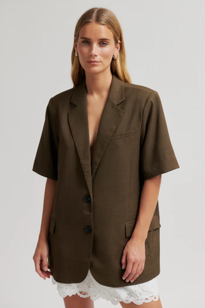 SHARO SHORT SLEEVE BLAZER CANTEEN
