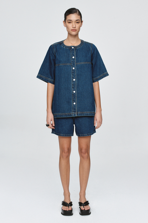 SHORT SLEEVE SEAM SHIRT CLASSIC BLUE