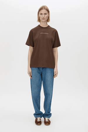 SUVERO LOGO TEE CHOCOLATE
