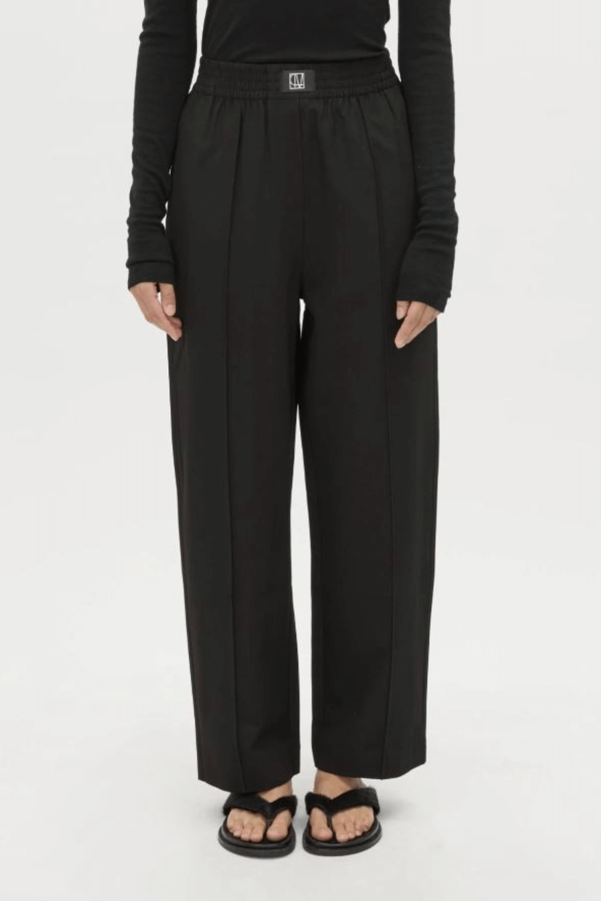 SYLVIA SOFT SUITING PANT BLACK