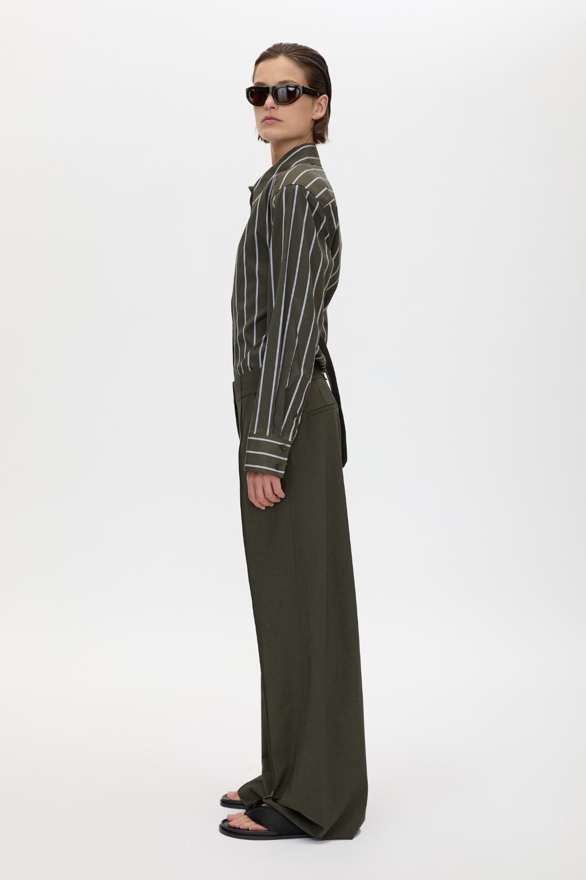 TARN FITTED STRIPE SHIRT DARK EMERALD