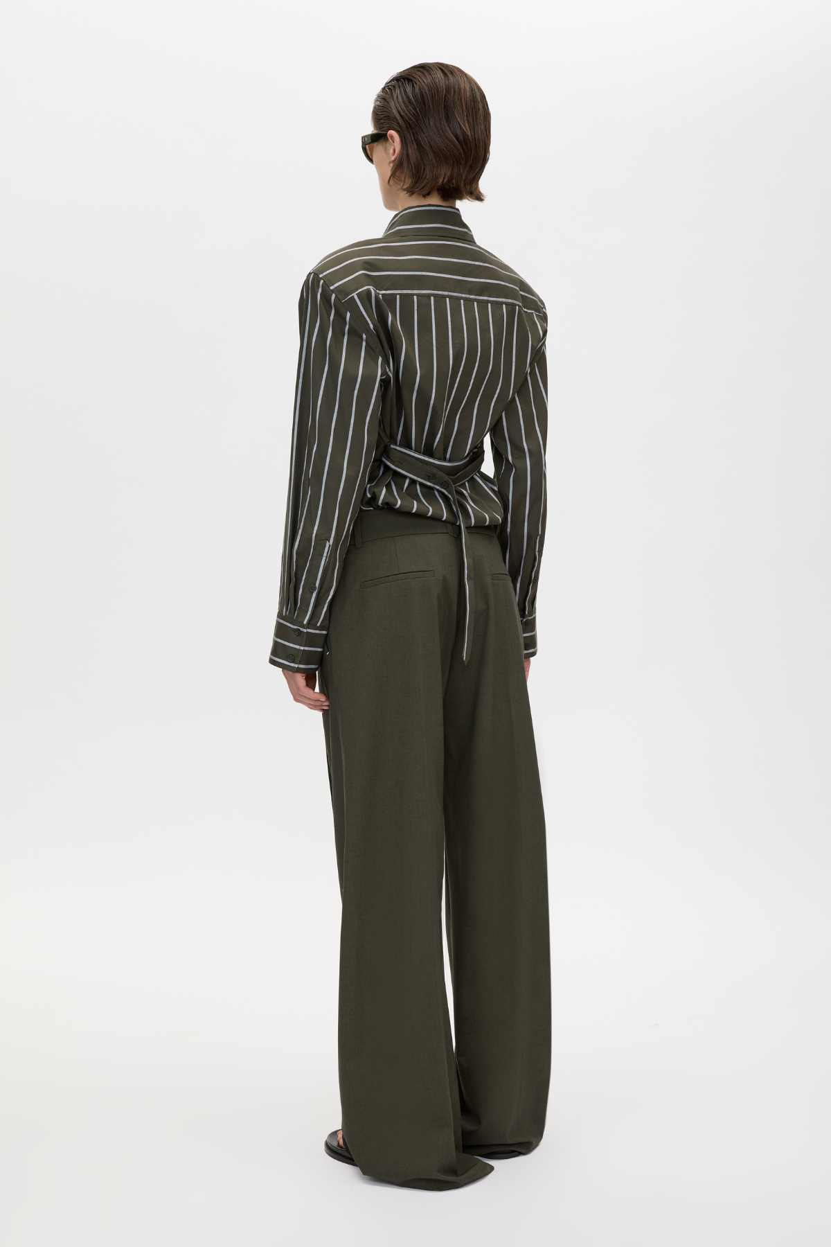 TARN FITTED STRIPE SHIRT DARK EMERALD