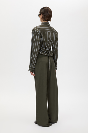 TARN FITTED STRIPE SHIRT DARK EMERALD