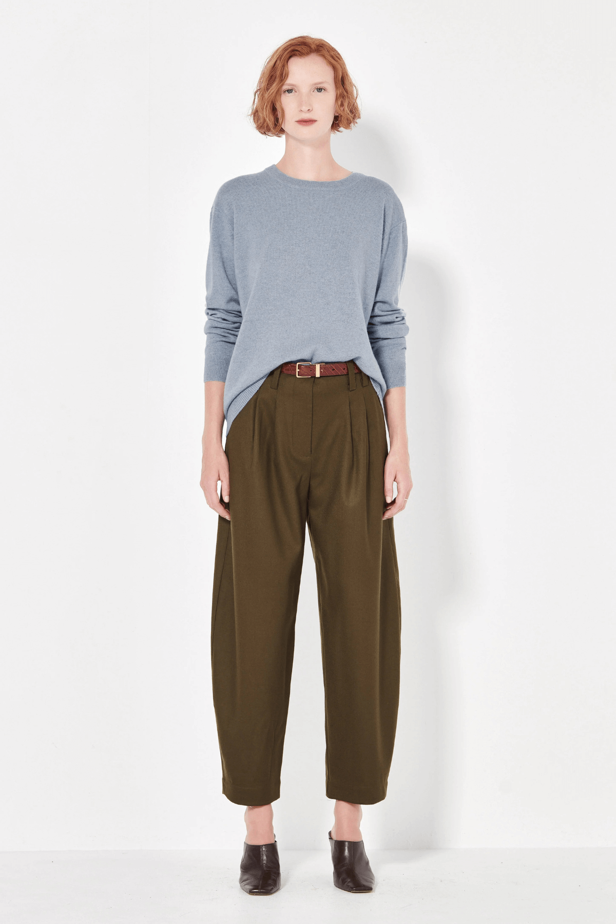 THE CASHMERE CREW SOFT DENIM MELANGE