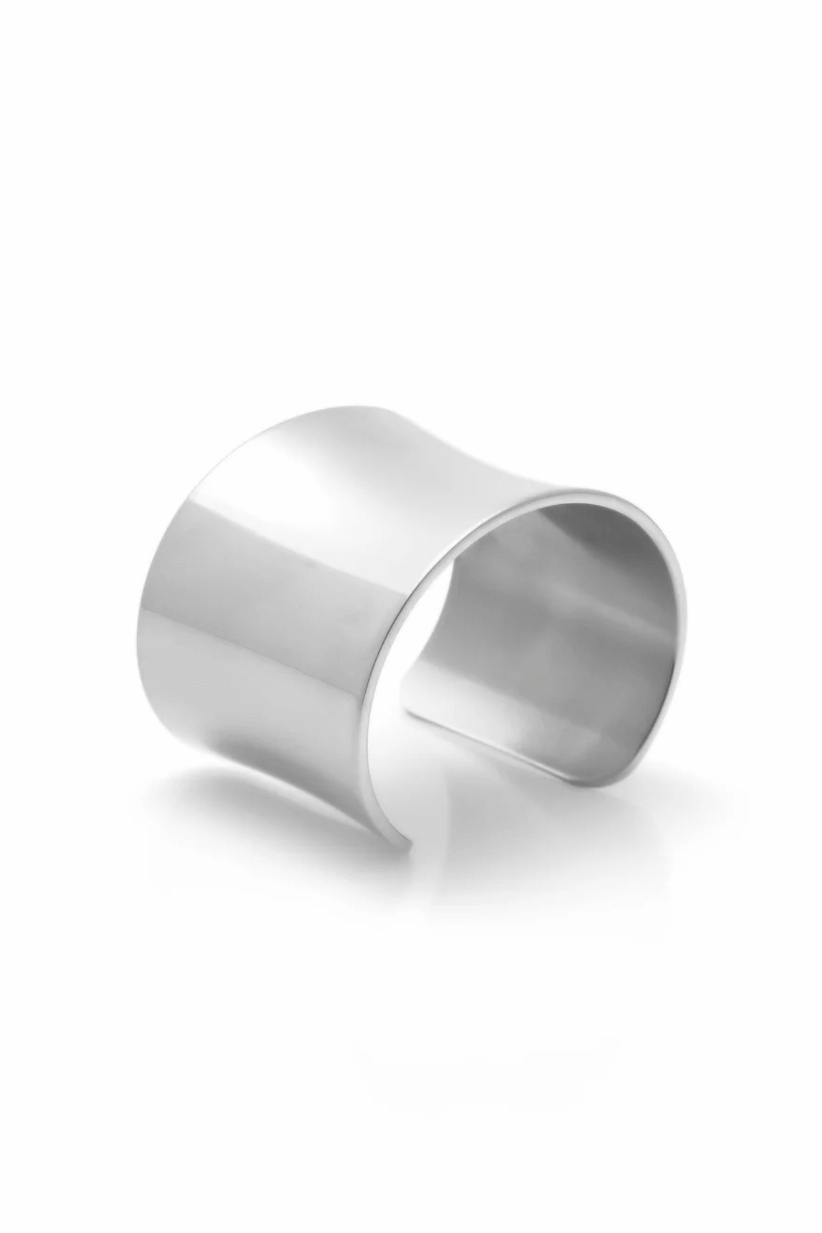 TITAN CUFF SILVER