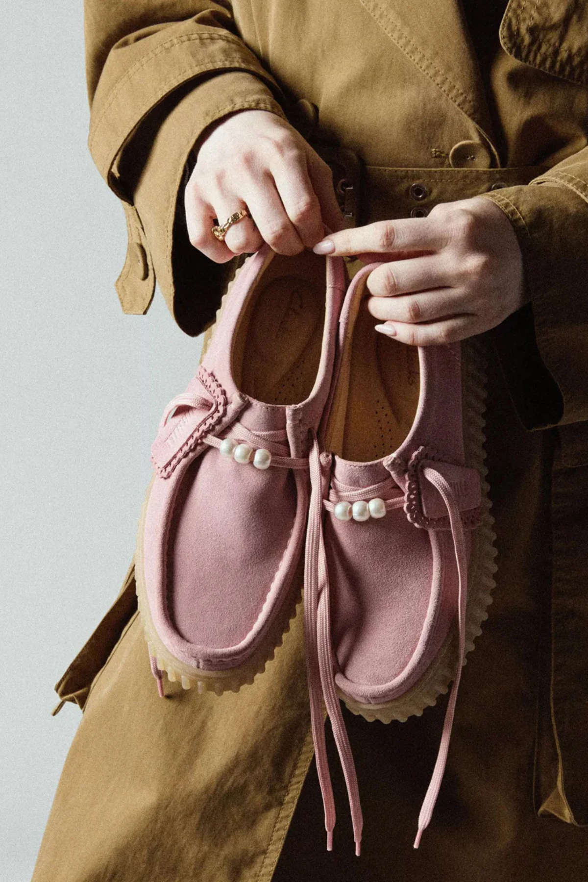 WOMENS TORHILL BEE DUSTY ROSE SUEDE