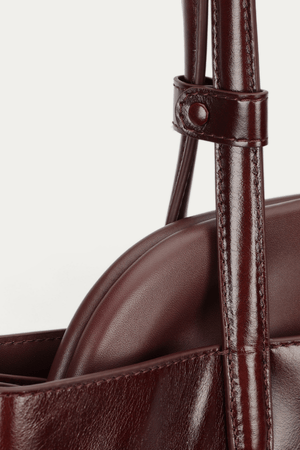 VAULT TOTE DARK CHERRY GLOSS
