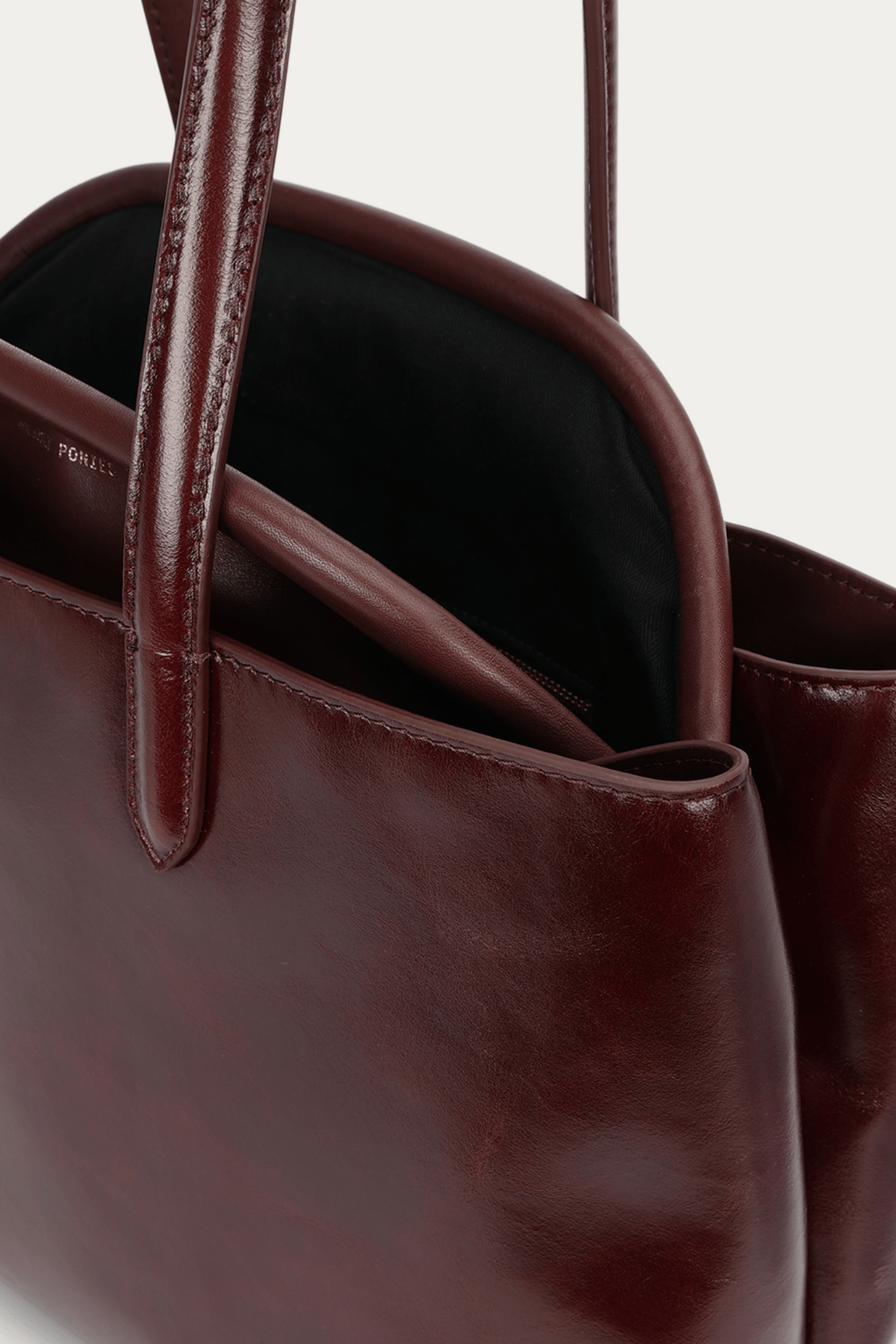 VAULT TOTE DARK CHERRY GLOSS