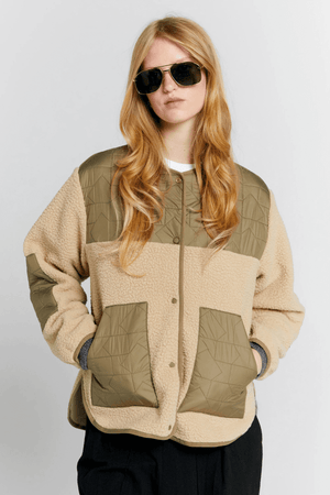 VENTURE JACKET NATURAL/HERB GREEN