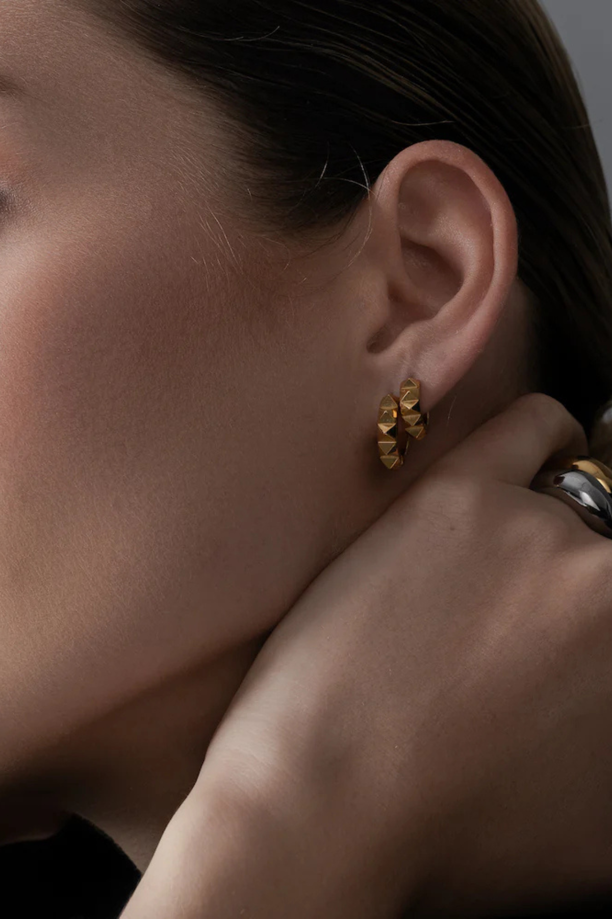 VERGE EARRINGS GOLD