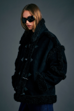 VILLAGE JACKET BLACK