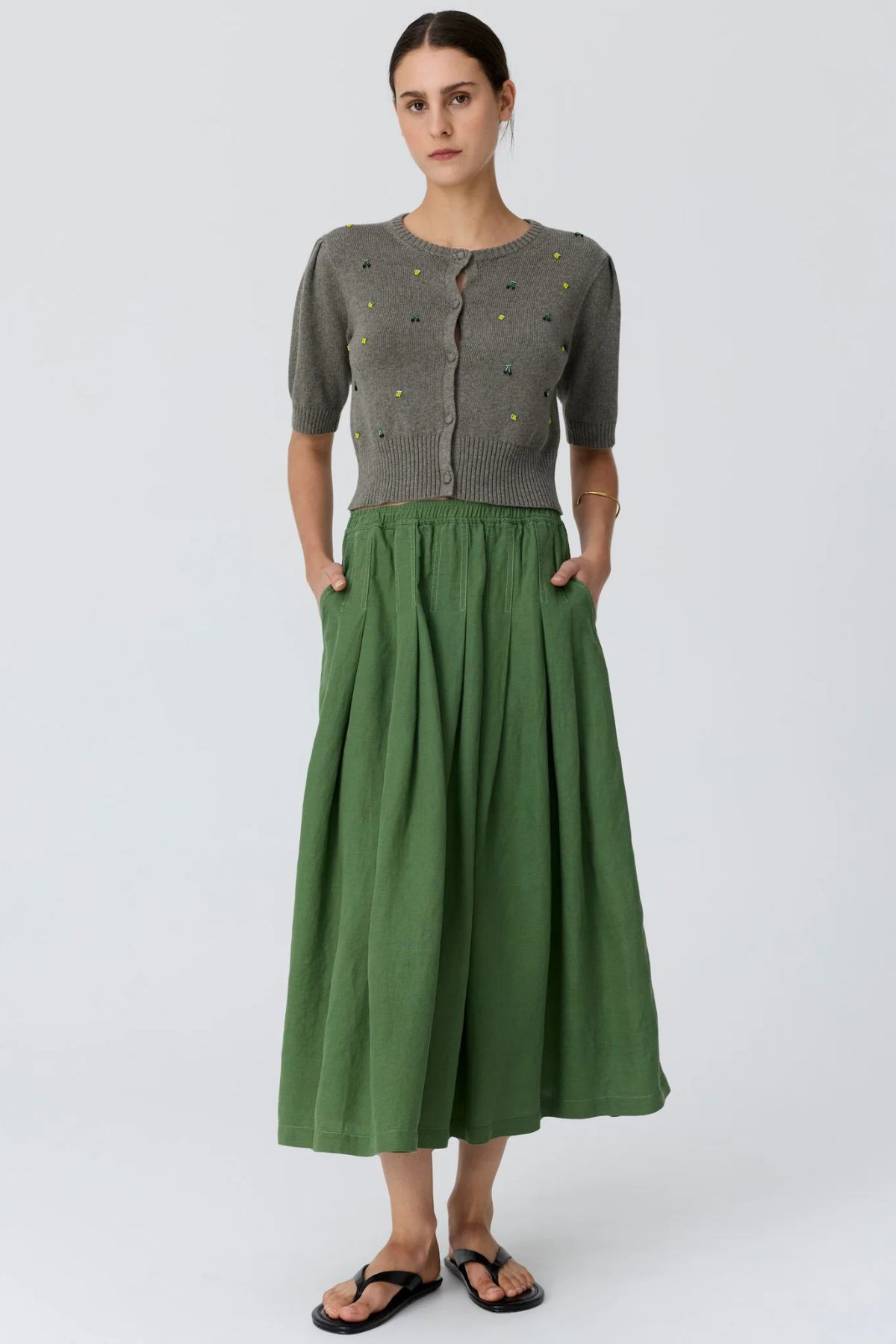 VILOA SHORT SLEEVE CARDIGAN BEADED MOSS