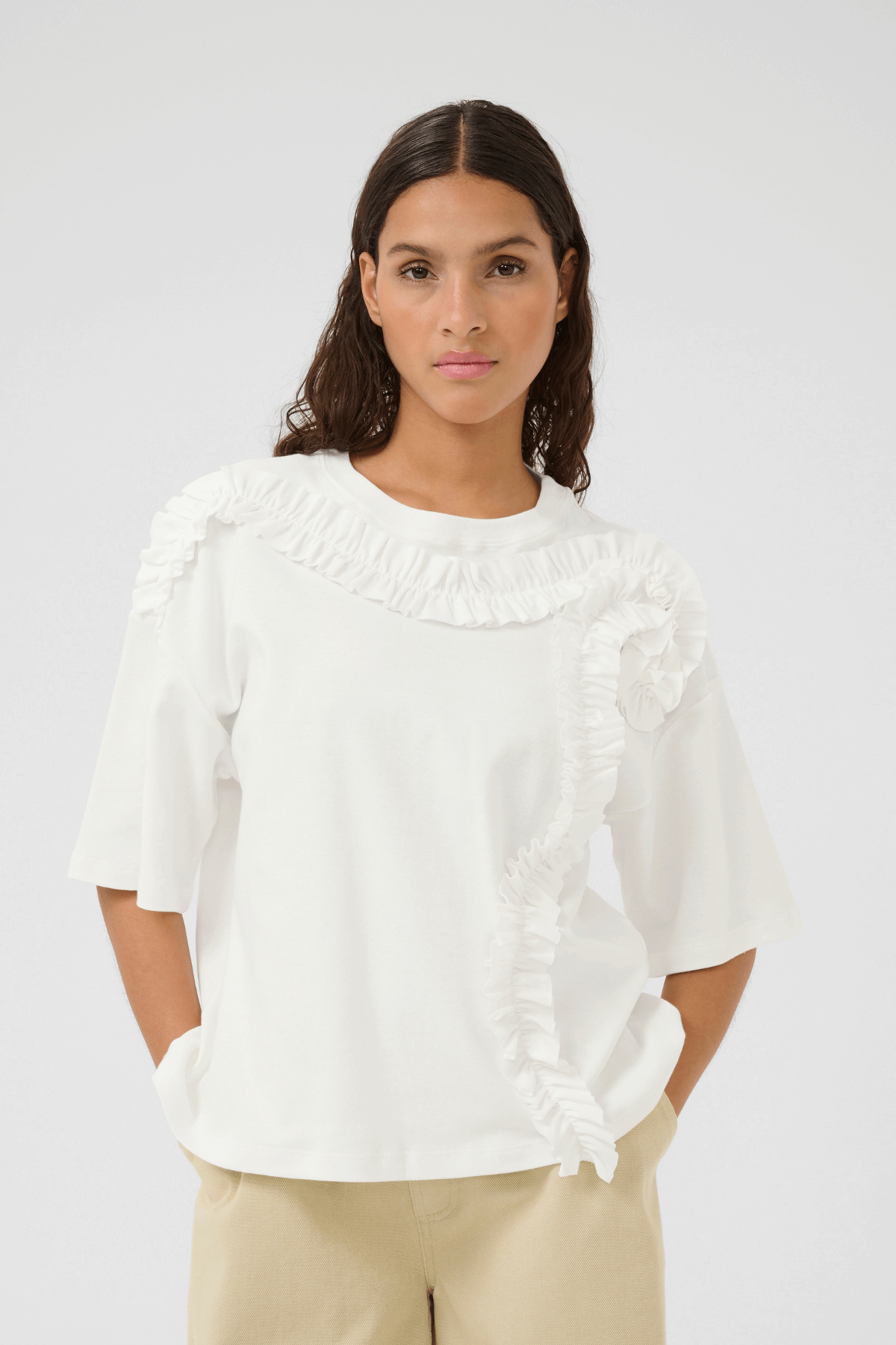 VIVIAN TEE BRIGHT WHITE