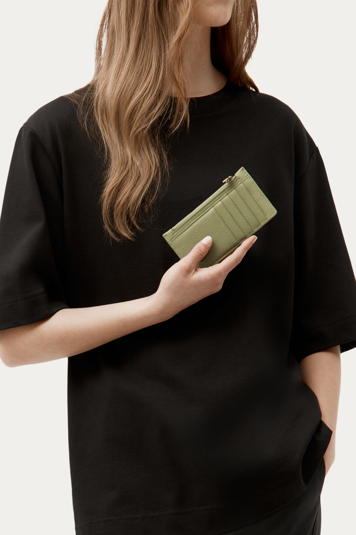 ZIP CARD HOLDER SAGE