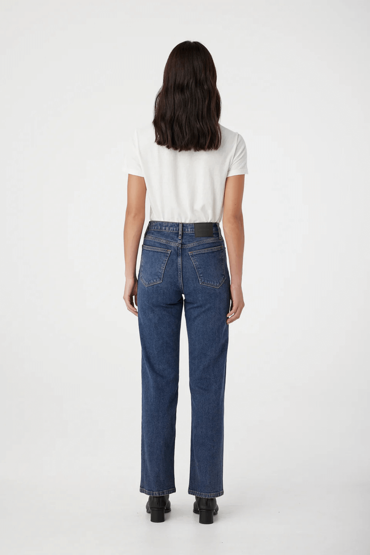 ZOE HIGH STRAIGHT JEAN HARBOUR