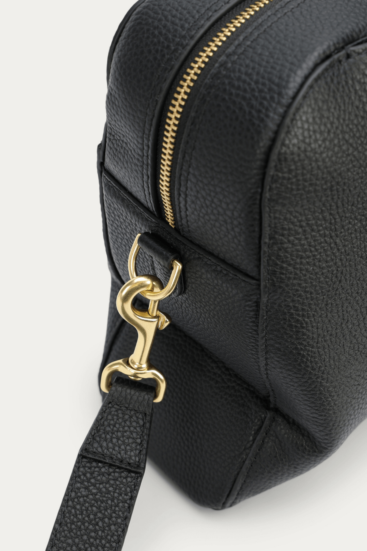 ZORRO BRIEFCASE BLACK/BRASS
