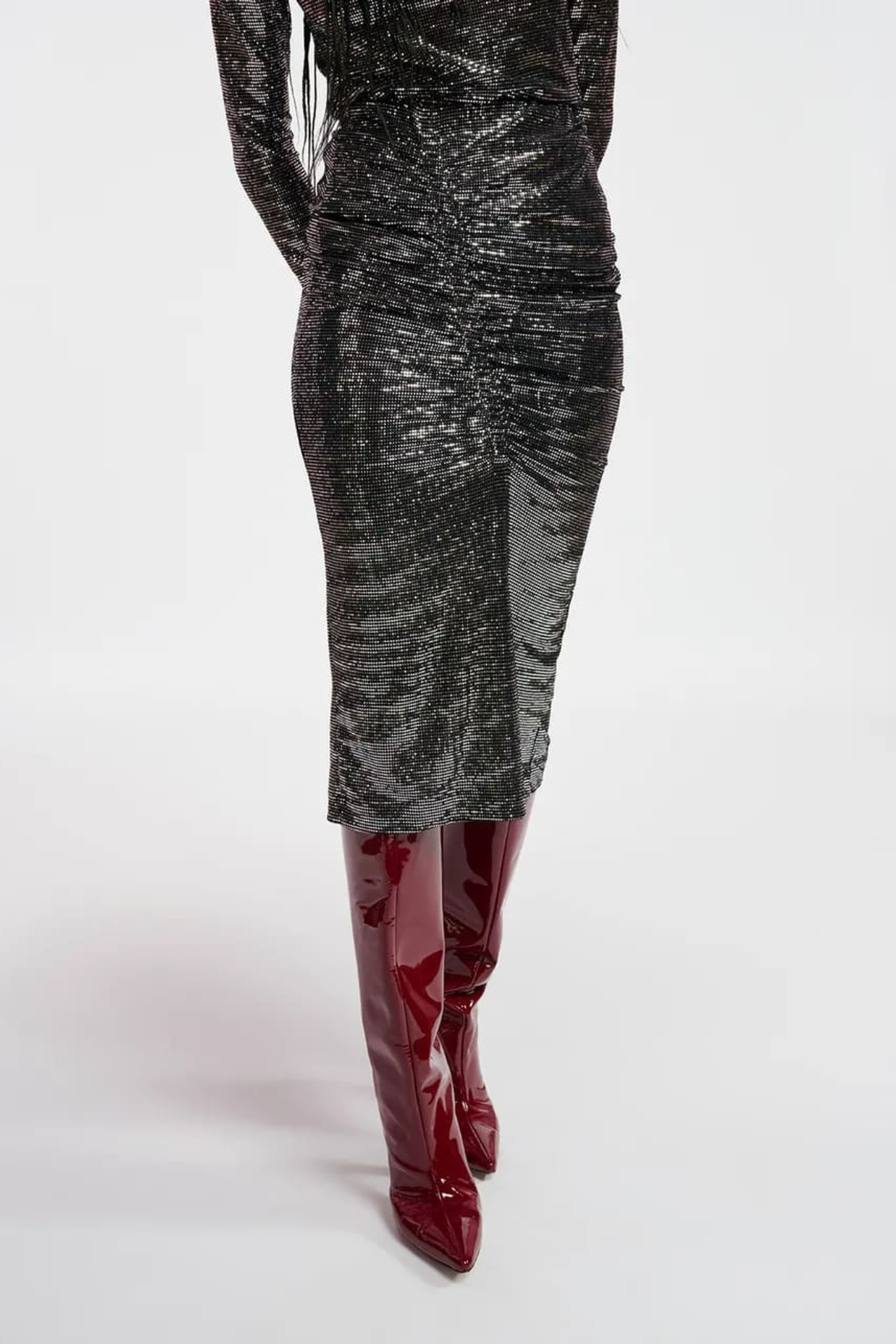 ESPARKLING BORN TO BE ALIVE SKIRT BLACK COMBO